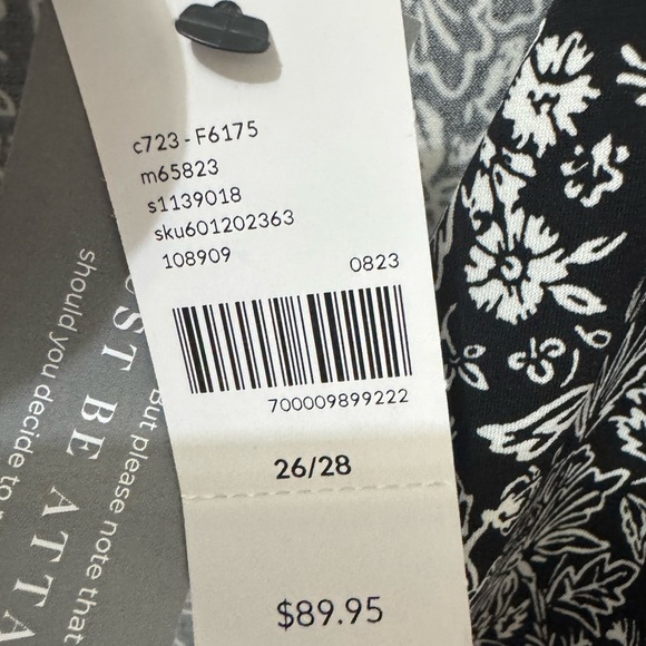 Lane Bryant Surplice-Neck Fit & Flare Jersey Midi Dress Size 26/28 - Picture 6 of 7